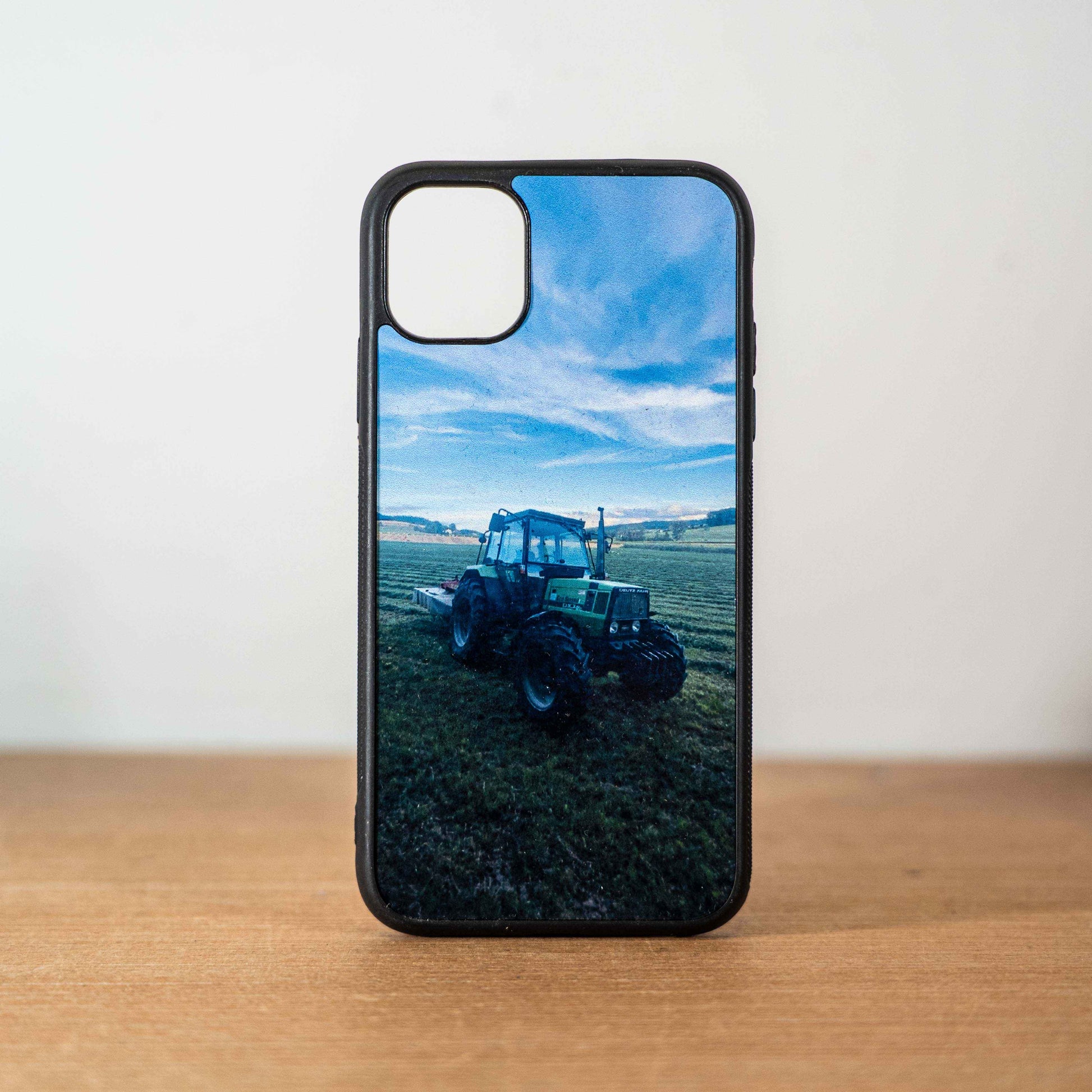 Coque iPhone 15 - Tracteur DEUTZ FAHR
