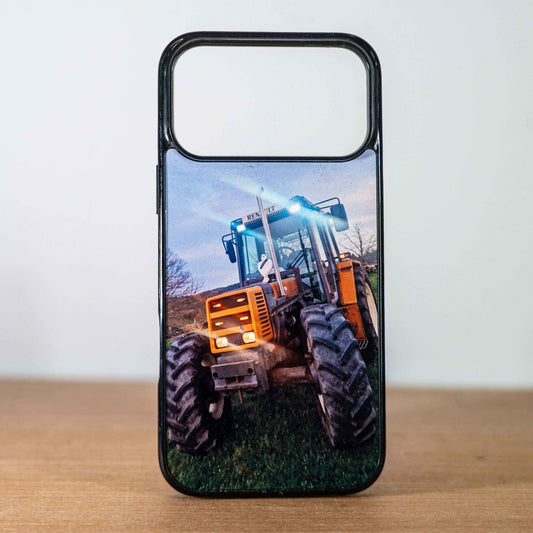 Coque iPhone 17 Pro Max - Tracteur Renault