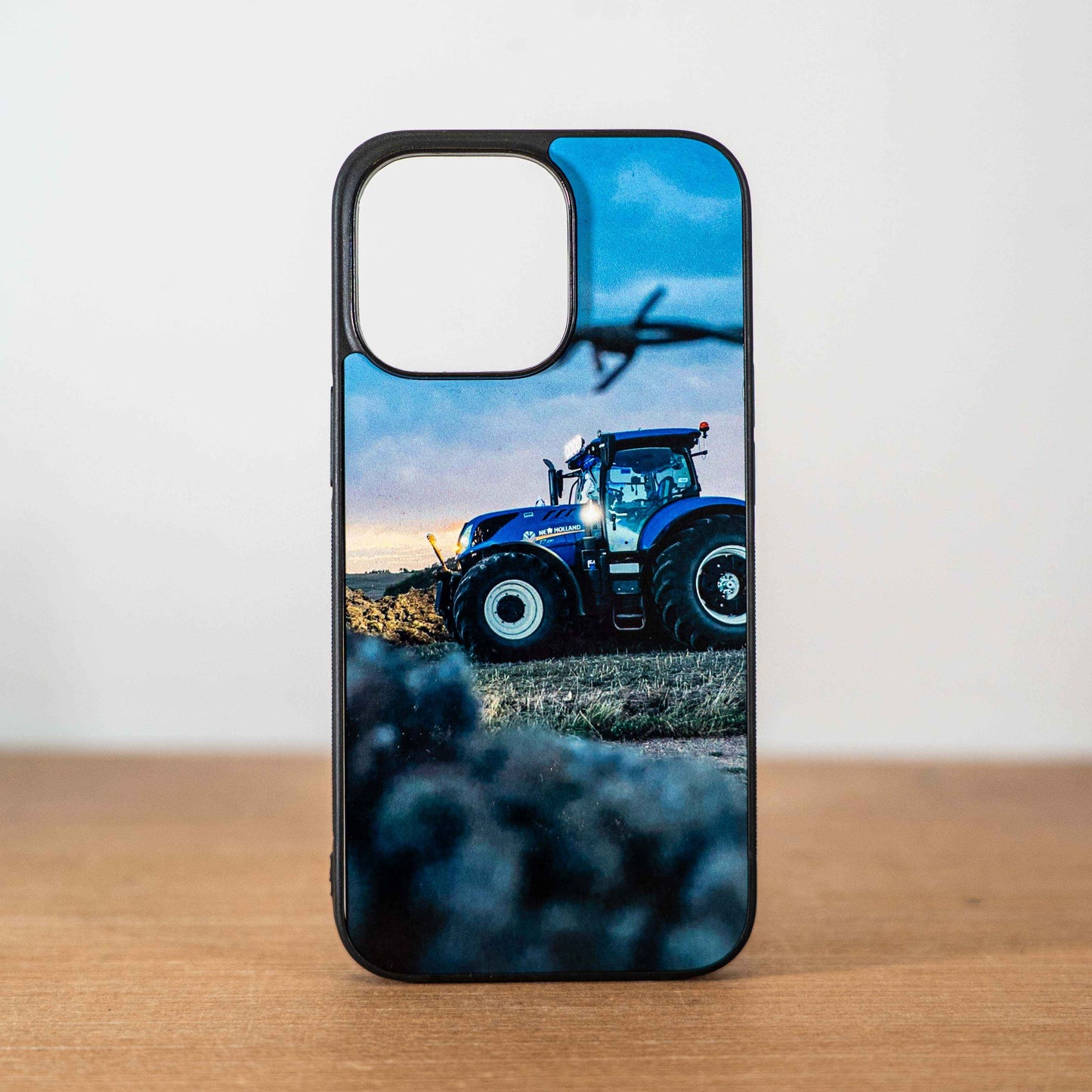 Coque iPhone 13 Pro - Tracteur New Holland